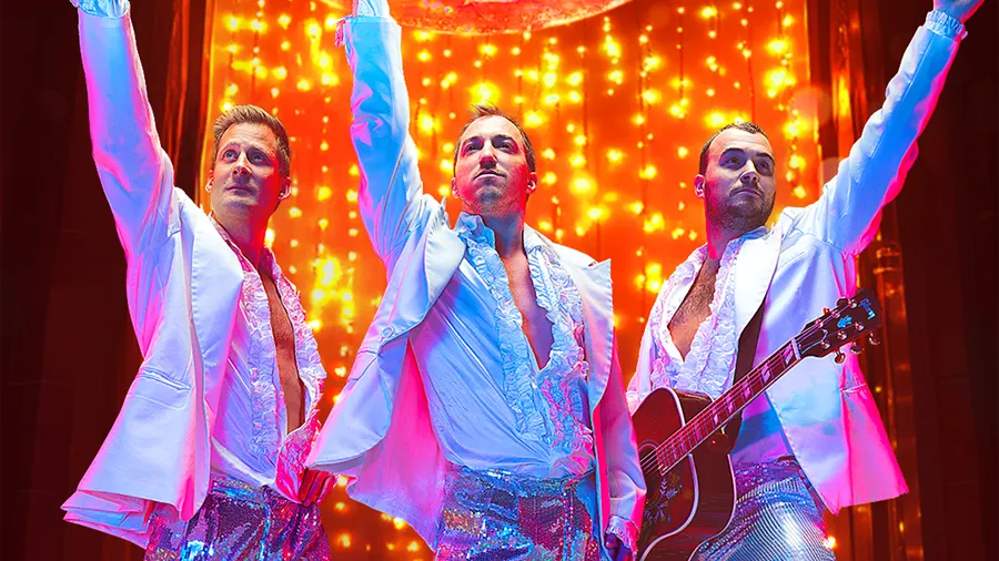 Bee Gees by Maincourse