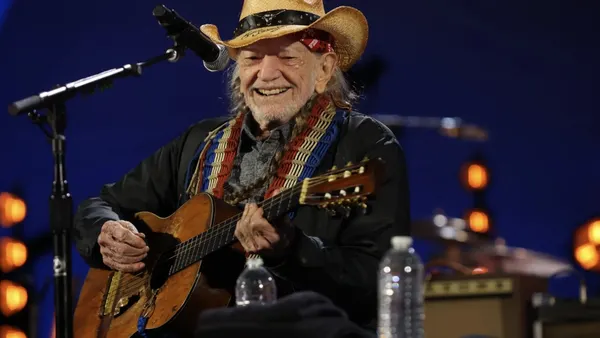 Willie Nelson Announces New Album Dream Chaser, Sets 2026 Spring Tour Dates