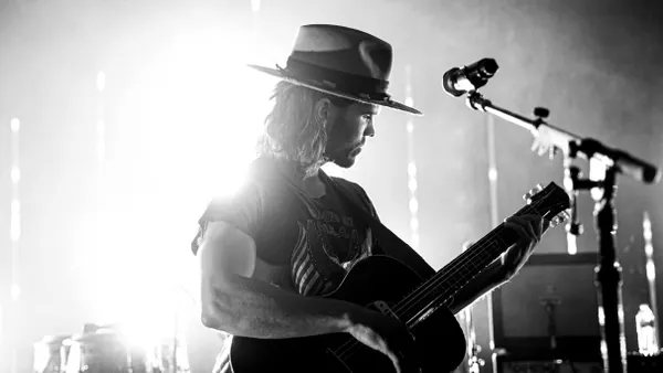 KALEO - Mixed Emotions Tour