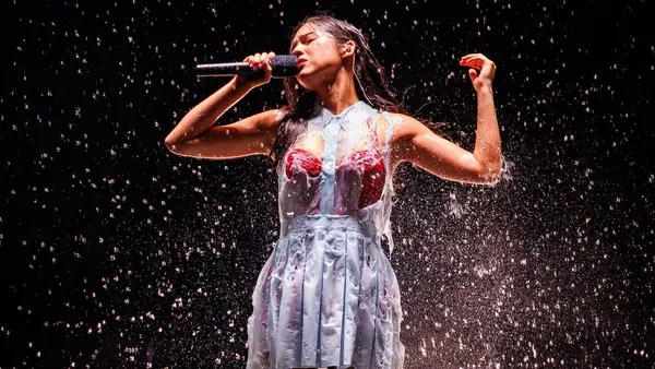 Olivia Rodrigo’s “The Unraveled Tour” Is a Pretty Flawless Arena Experience