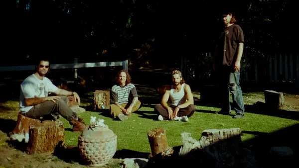 Turnover Announce North American “Down on Earth Tour”