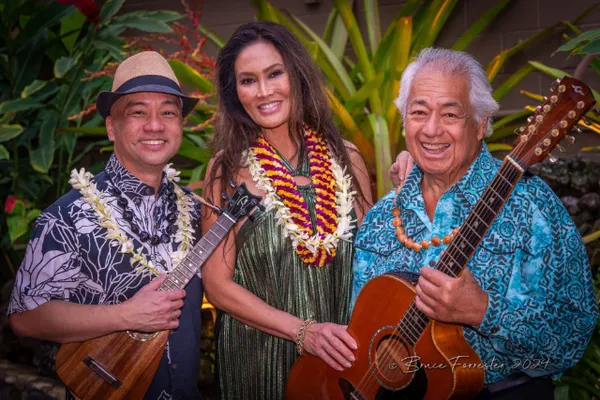 George Kahumoku Jr., Daniel Ho & Tia Carrere