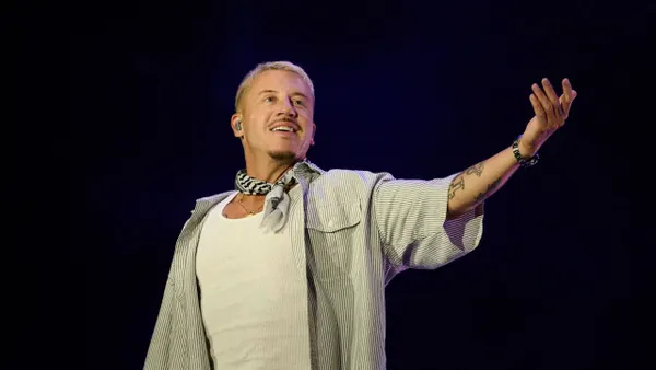 Macklemore Donating $1 Million in Earnings from Ed Sheeran Tour to Palestine People