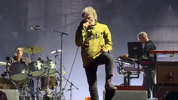 My Chemical Romance Perform Rarity “Ambulance” Live for First Time Ever: Watch