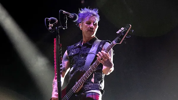 Shinedown’s Eric Bass Steps Away from Tour Due to “Pretty Serious Mental Health Crash”