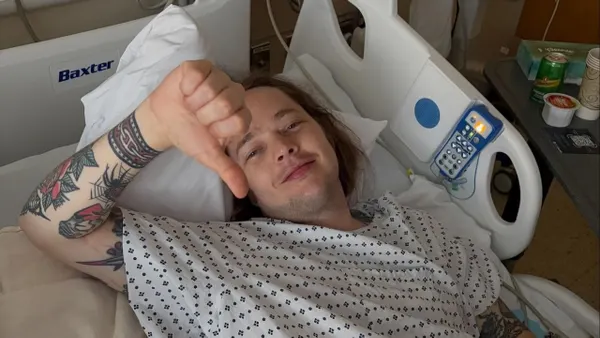 Billy Strings Breaks His Leg Skateboarding Backstage, Postpones Tour