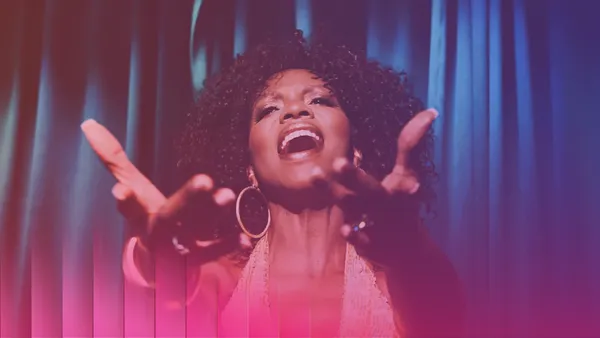 DISCO QUEEN - SECTION VIP