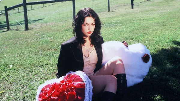 Violet Grohl Announces Debut Tour Dates, Reveals New Song “Cool Buzz”: Stream