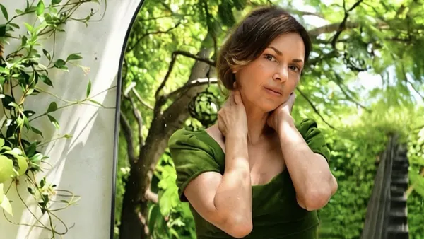 Susanna Hoffs Announces New Album The List, Reveals “Casablanca”: Stream