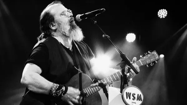 Steve Earle Announces 2026 North American Tour with Over 70 Dates
