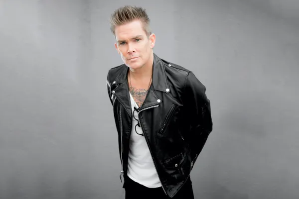 Never Ending '90's Presents: Ezra Ray Hart - '90's Hits & Xmas Riffs