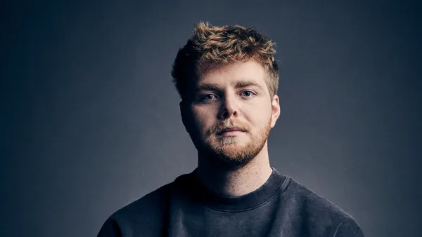 Alex Warren