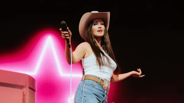 All Hail Kacey Musgraves and Her Horse-Riding, George Strait-Covering, New Music Premiering Coachella Set