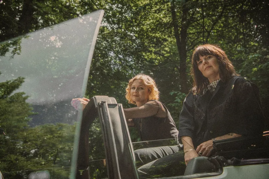 Stine Bramsen og Kajsa Vala