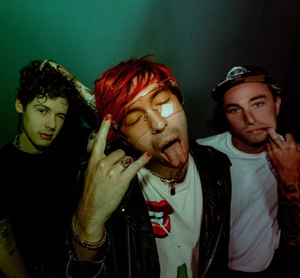 The West Coast Feast: Point North, Beauty School Dropout, Garzi, sace6