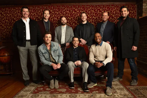 Straight No Chaser: Holiday Road Tour