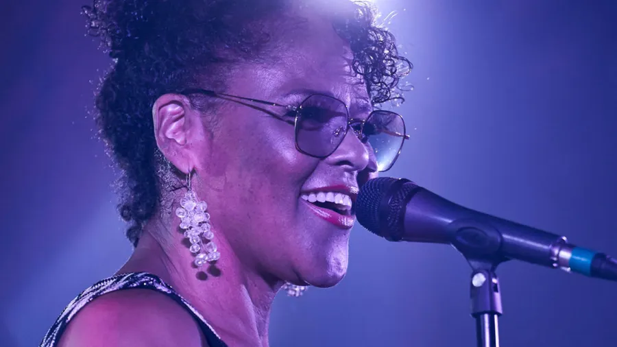 Une Soirée Soul, Motown et Disco avec Dawn Tyler Watson & The Jamm