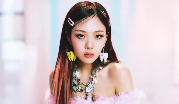 BIBI 2025 1st WORLD TOUR [EVE]