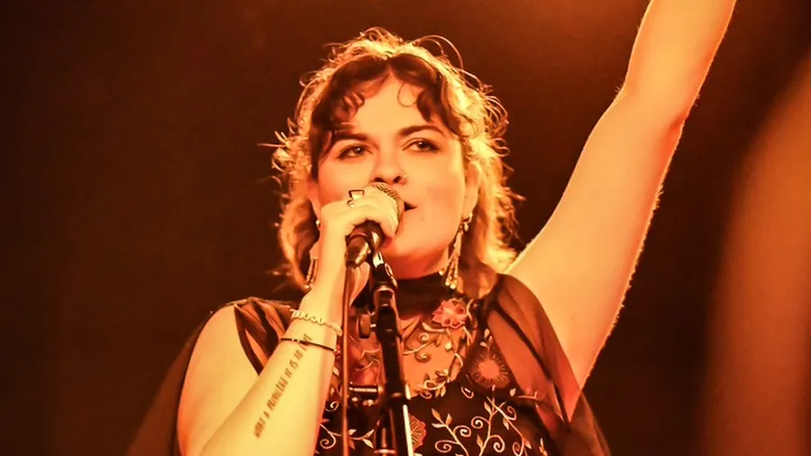 Lizzy Campbell