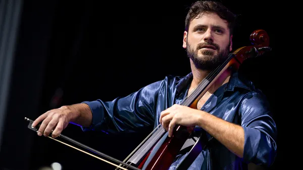 HAUSER - The Rebel is Back!