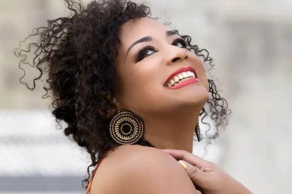 SHARON MARIE CLINE, "The Looks of Love"