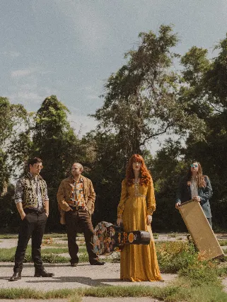 Tris and the Goldmine , Byron Daniel & the Five Dead Dogs