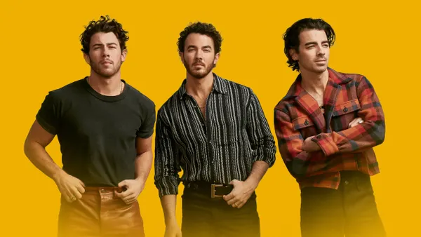 JONAS BROTHERS - JONAS20:  LIVING THE DREAM TOUR