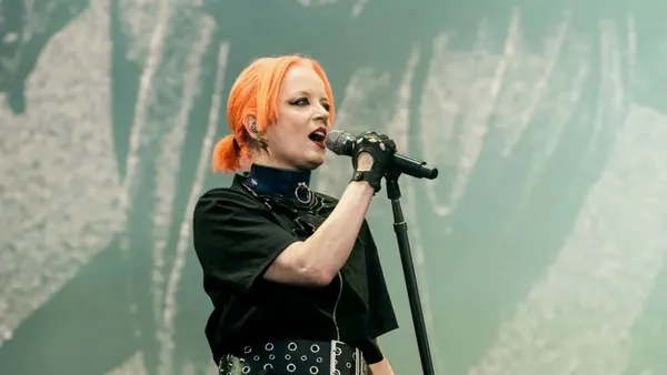 Garbage Play Concert in Sydney Hours After Terror Attack: “The Killing Has to Stop”