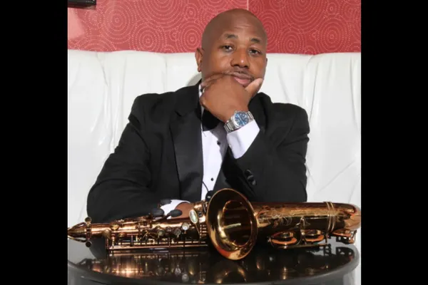 Rev Roderick Paulin & The Congregation