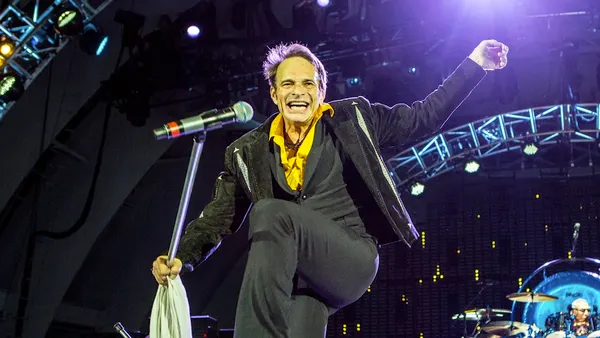 David Lee Roth Sold His Publishing Catalog for Big Bucks, Feels “Rich”