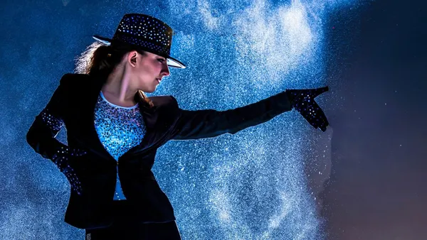 Falynne Lewing: Michael Jackson A THRILLING Tribute Benefiting ACON