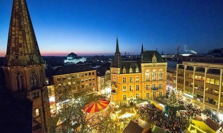 Fahrt zum Lambertimarkt