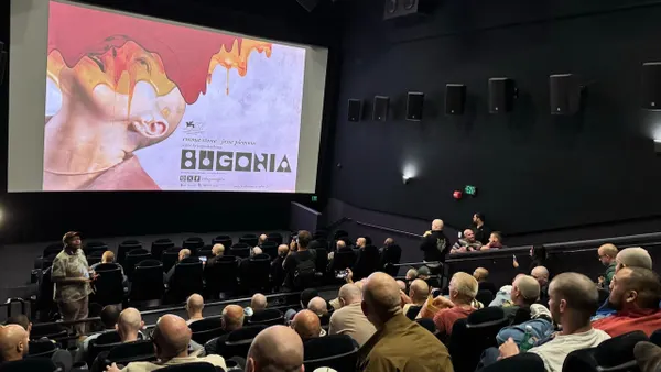 Special Screening of Bugonia Held for Bald People