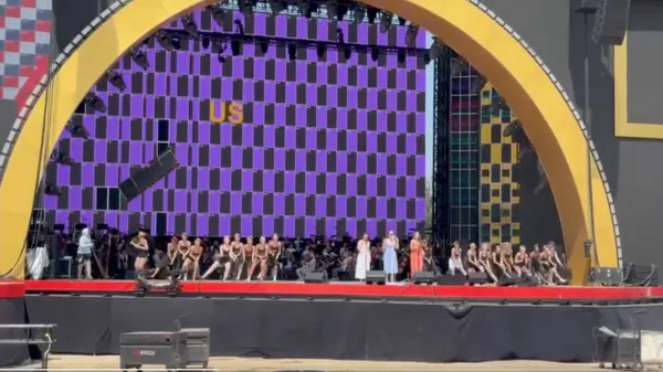 Young Dancers Nearly Struck by Falling Stage at Great American State Fair