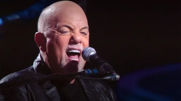Billy Joel Retakes the Stage for First Time Since Brain Disorder Diagnosis