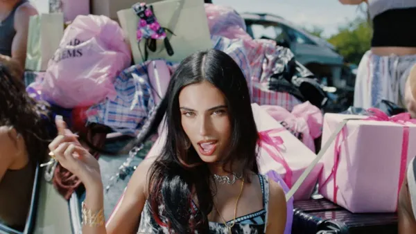 Kylie Cantrall Announces “The Valley Girl Problems Tour” for Fall 2026