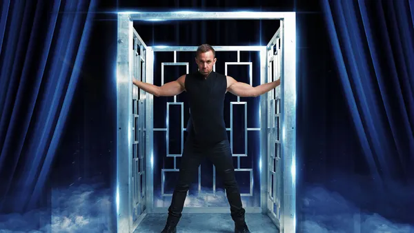 Illusionist Anthony Street