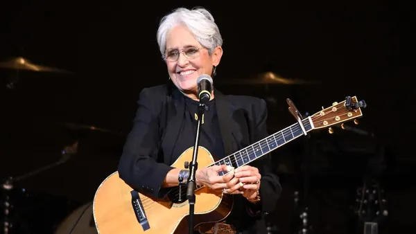Joan Baez Calls Out Pop Stars Who Avoid Activism: “Take That Little Step”