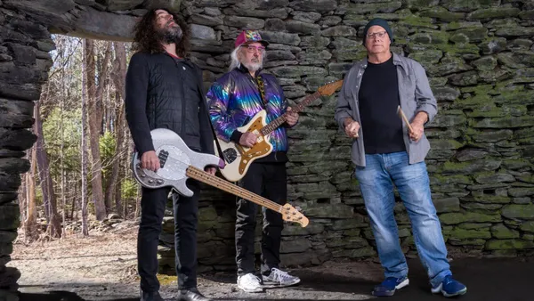 Dinosaur Jr. Unveil New Single “Blowin’ Up”: Stream