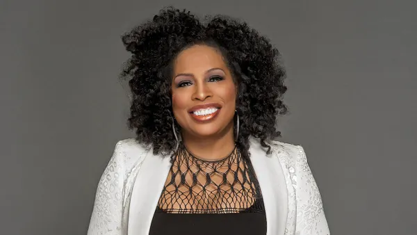 Adele Givens