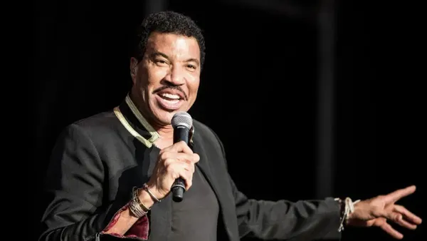 Lionel Richie Hospitalized for Irregular Heartbeat, Cancels Additional Shows