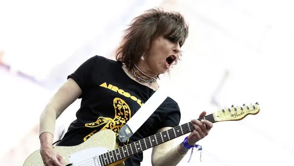 Chrissie Hynde Is Tired of Concert-Goers’ “Weird Compulsion” To Pull Out Phones