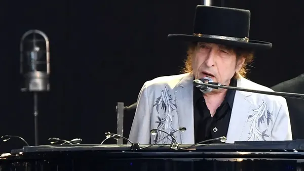 Bob Dylan Kicks Off 2026 Summer Tour with Deep Cuts and Covers: Setlist