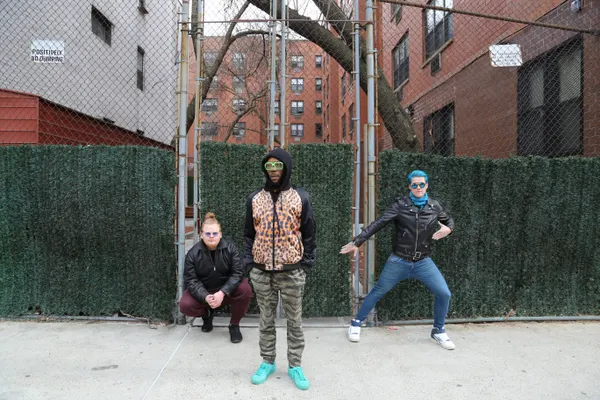 Too Many Zooz: Red Apple Gift Shop Tour