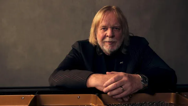 Legendary Yes Keyboardist Rick Wakeman Underwent “Corrective” Brain Surgery
