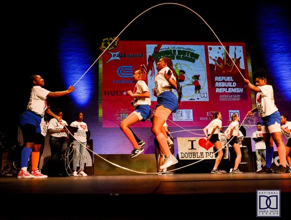 DOUBLE DUTCH HOLIDAY CLASSIC