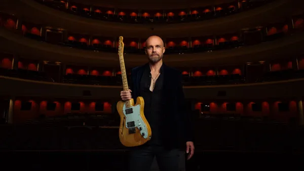 JUHA TAPIO & YSTÄVÄT