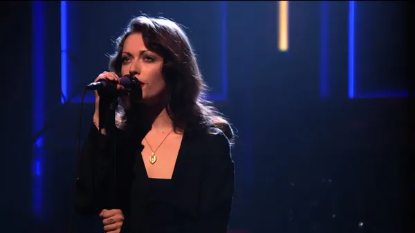 Violet Grohl Makes Her TV Debut with “Bug in the Cake” on Fallon: Watch