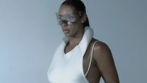 Spotlight: Naomi Sharon