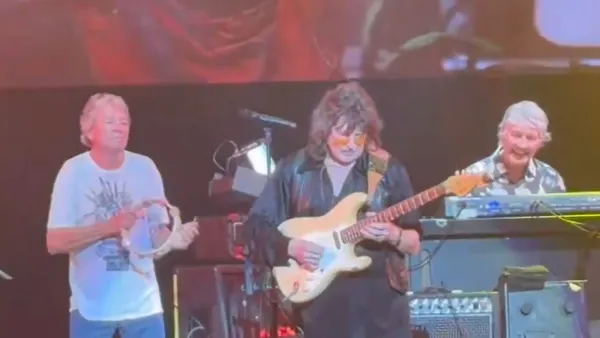 Ritchie Blackmore Reunites with Deep Purple After 33 Years, Performs “Smoke on the Water”